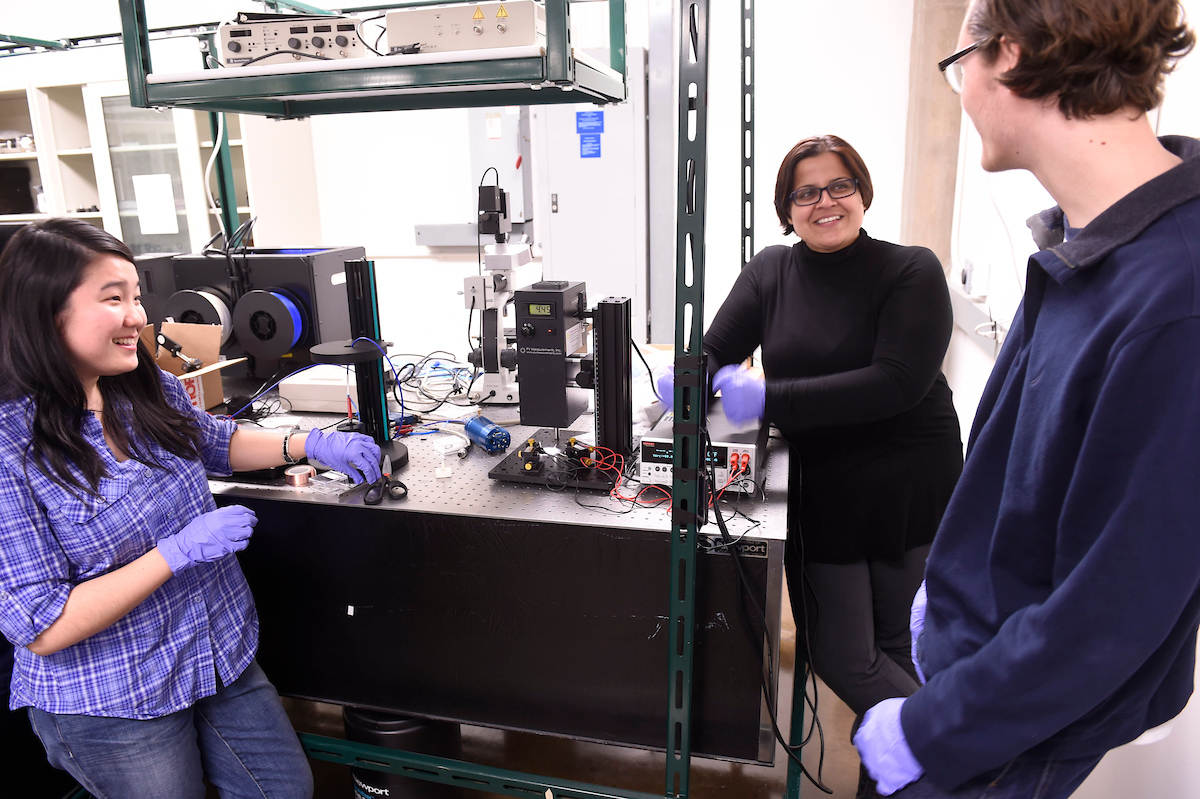 Fatima Toor with student researchers