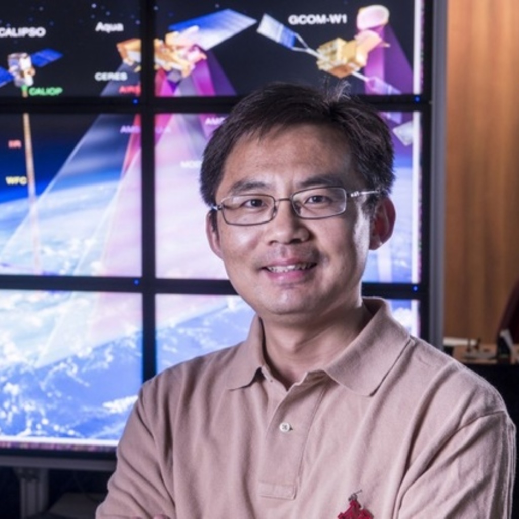 Photo of Jun Wang
