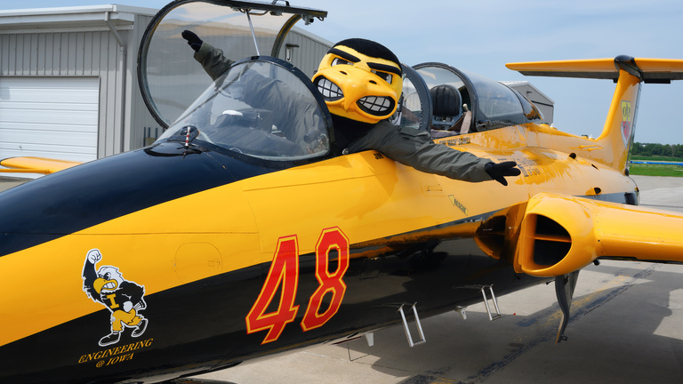 Herky in L29 Jet